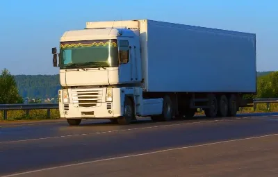 Antalya ile Beşikdüzü Arası Öğrenci Eşyası Taşıma